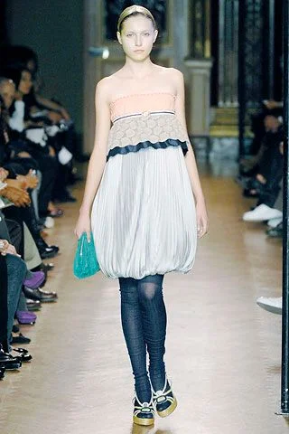 Look 18
